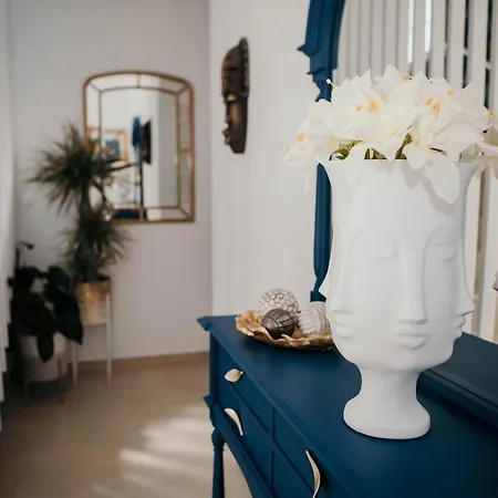 Guest house Flowers & Faces
