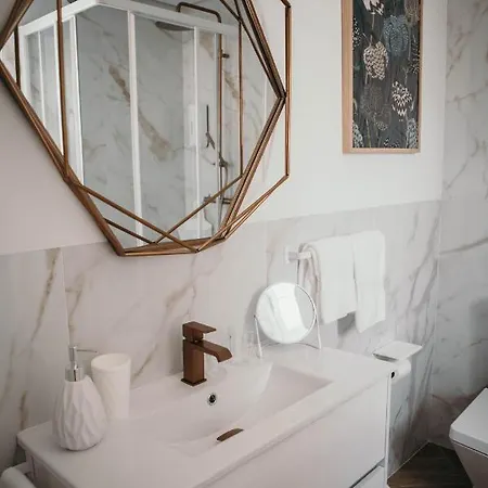 Flowers & Faces Pensjonat 3*