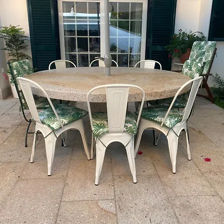 招待所 Flowers & Faces 3*