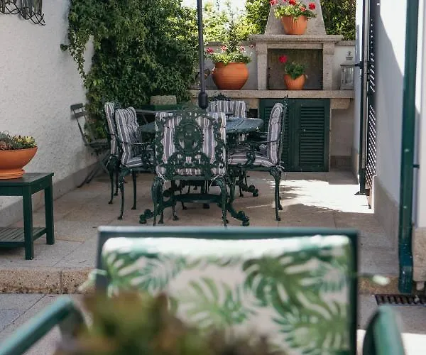 Flowers & Faces 3* ポンテ・デ・リマ