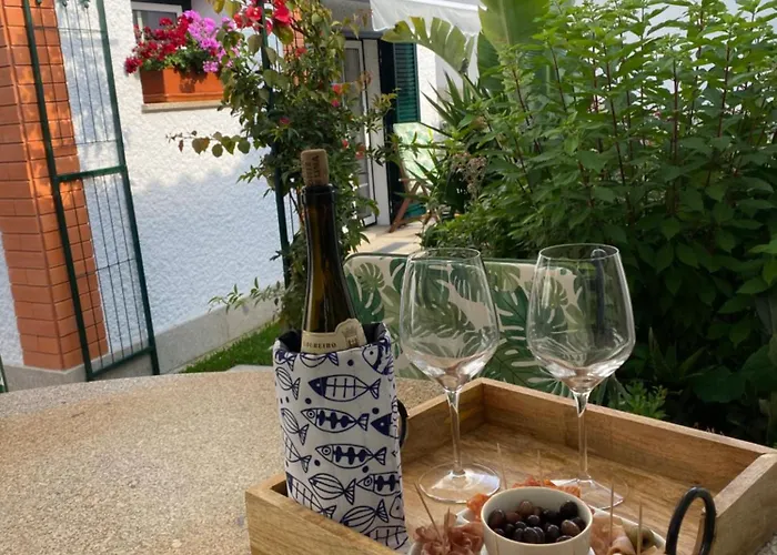 Gasthof Flowers & Faces